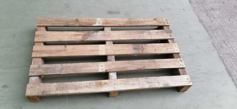 托架、卡板 (1)